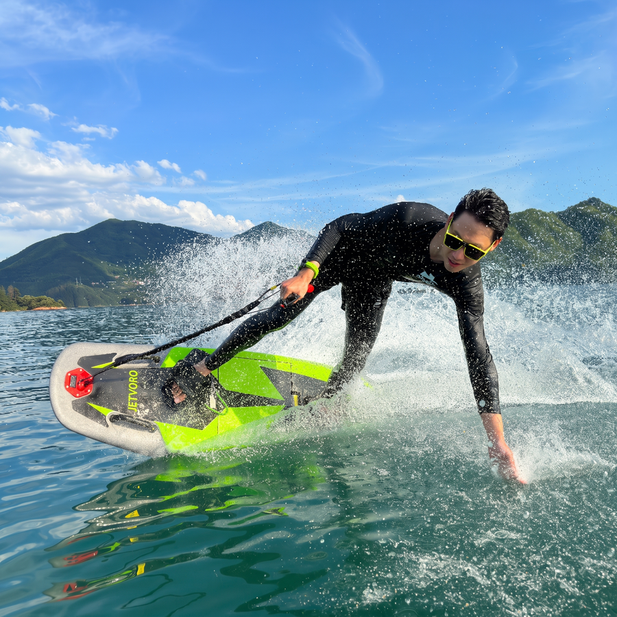 Rider H1 — surf électrique en action